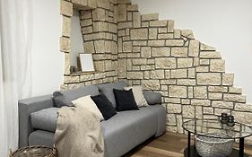 Cinderella Apartment With Free Parking