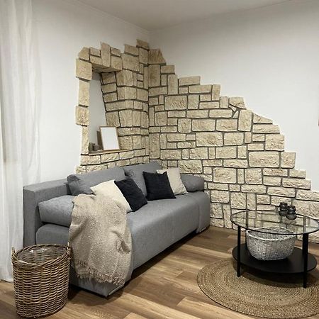Cinderella Apartment With Free Parking Pola Esterno foto