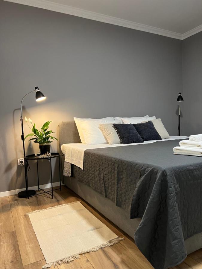 Cinderella Apartment With Free Parking Pola Esterno foto